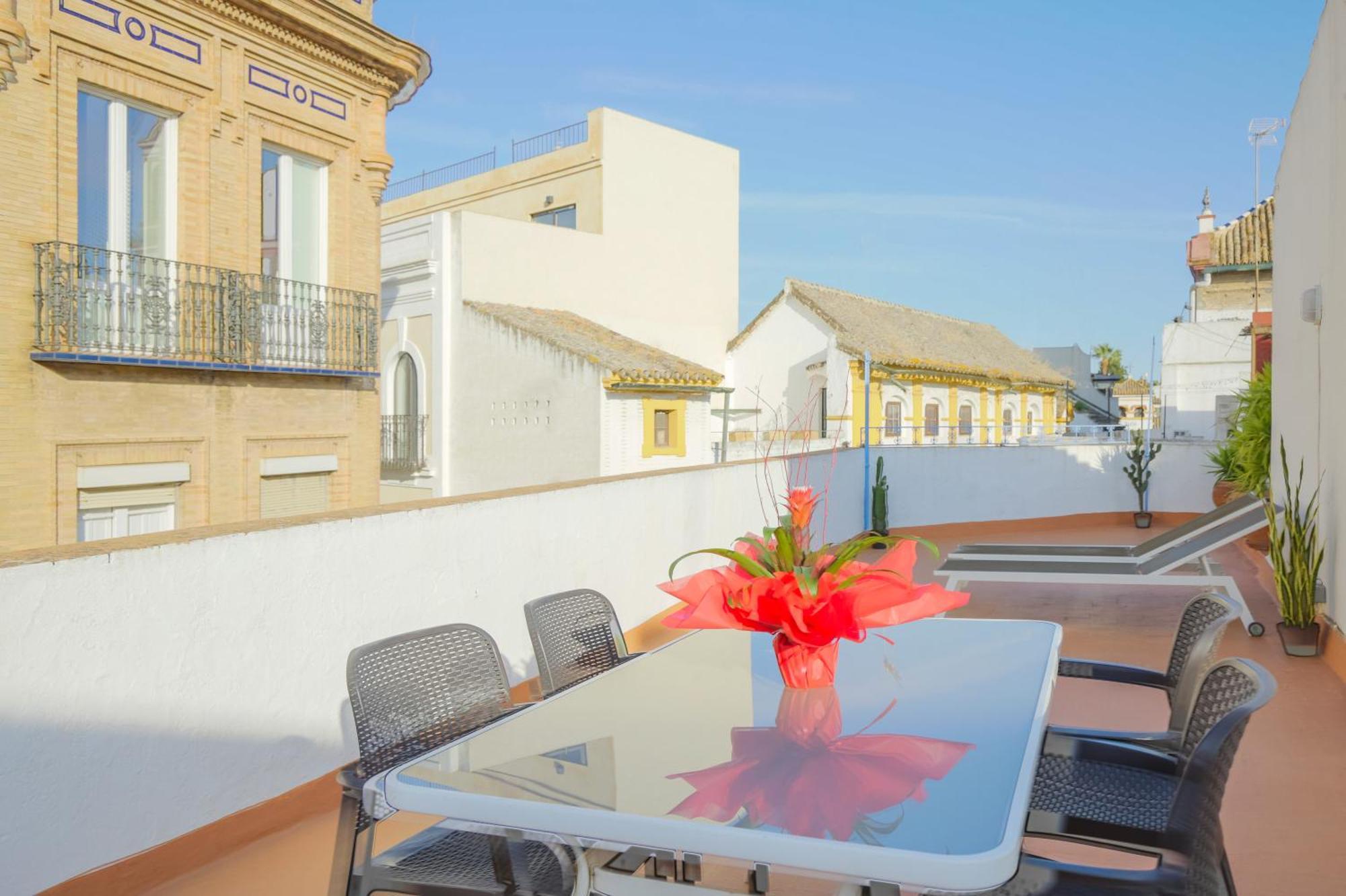 Descubrehome Santa Cruz Private Terrace With Giralda Views Sevilha Exterior foto